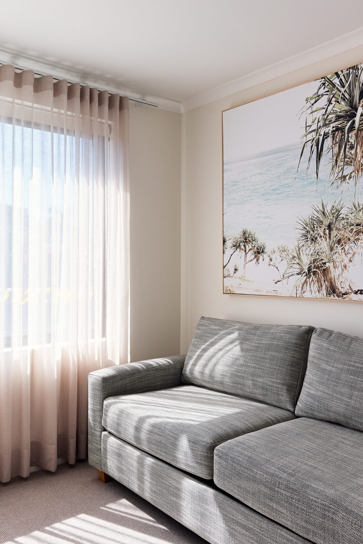 King with Sofa Bed — view 5